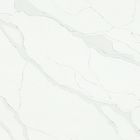 Мрамор текстурирует Кунтертоп камня кварца Калакатта белым проектированный кварцем каменный